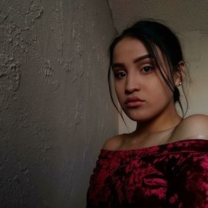 Meet your Posher, Yvette